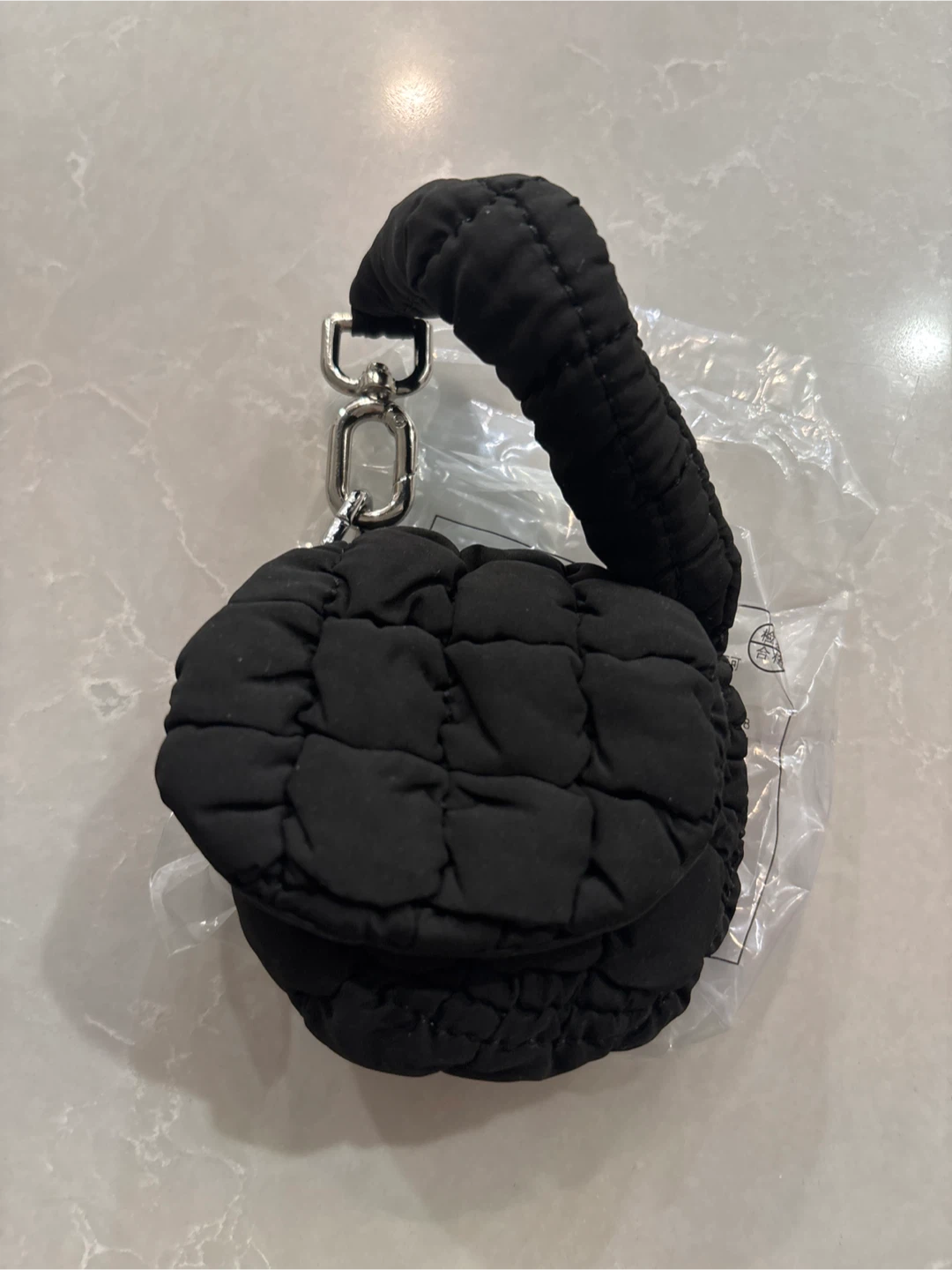 Black Quilted airpod Bag with Chain