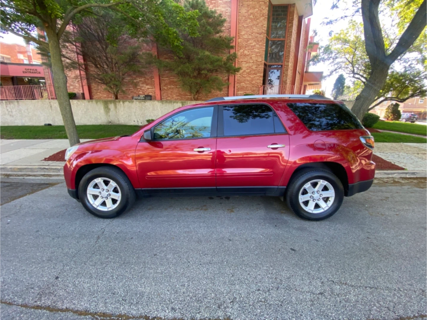 2014 GMC ACADIA $3850