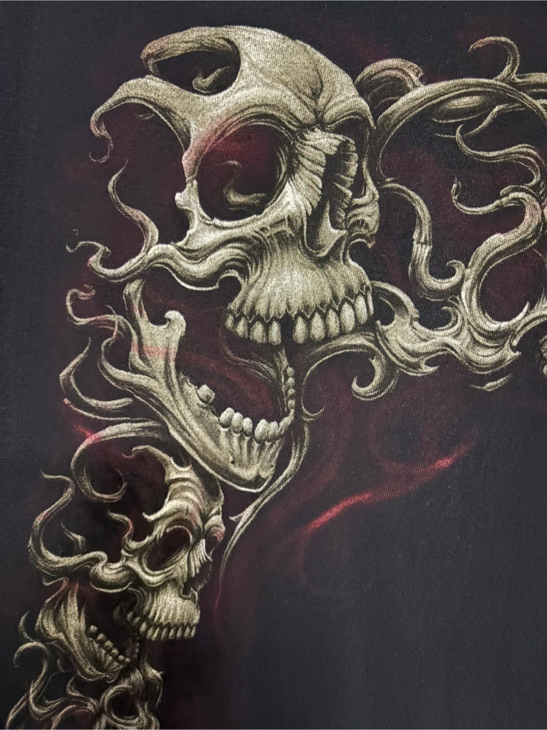 Black T-Shirt with Skull Graphic-L - photo 2