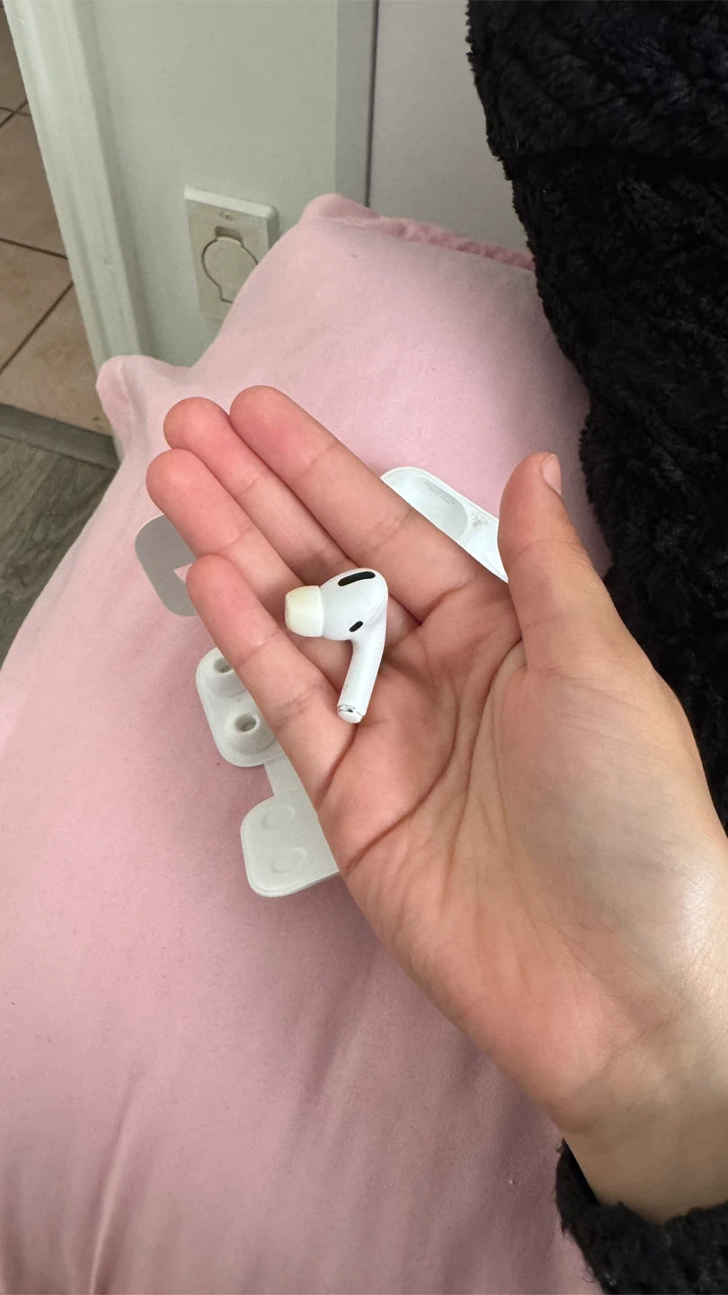 Apple AirPods Pro 1 - photo 5