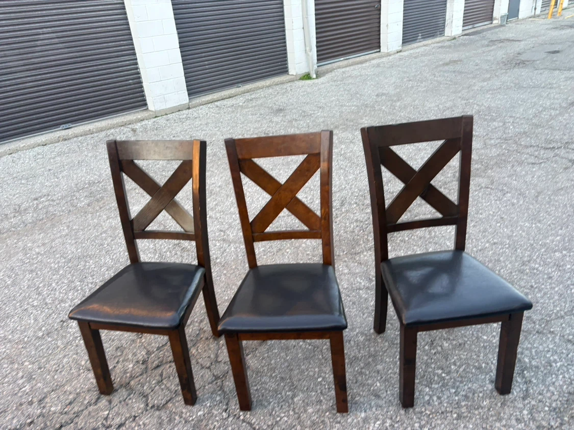 Free delivery used Set of 3 Dark Wood Dining Chairs - photo 3