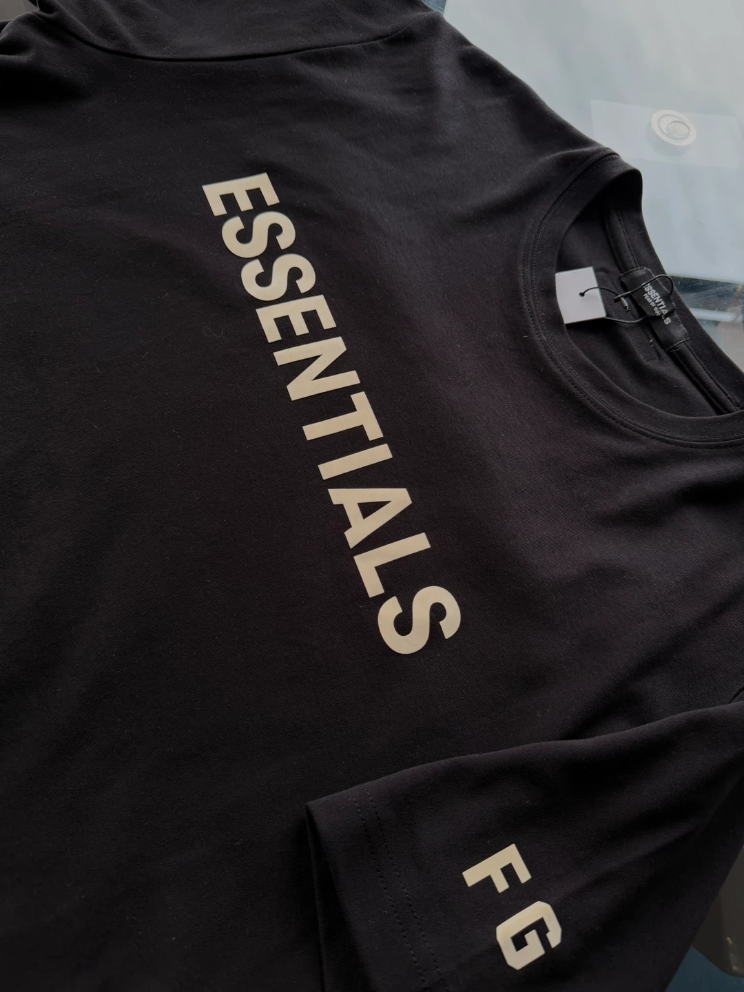 Black Fear of God Essentials T-Shirt Men’s L - photo 2