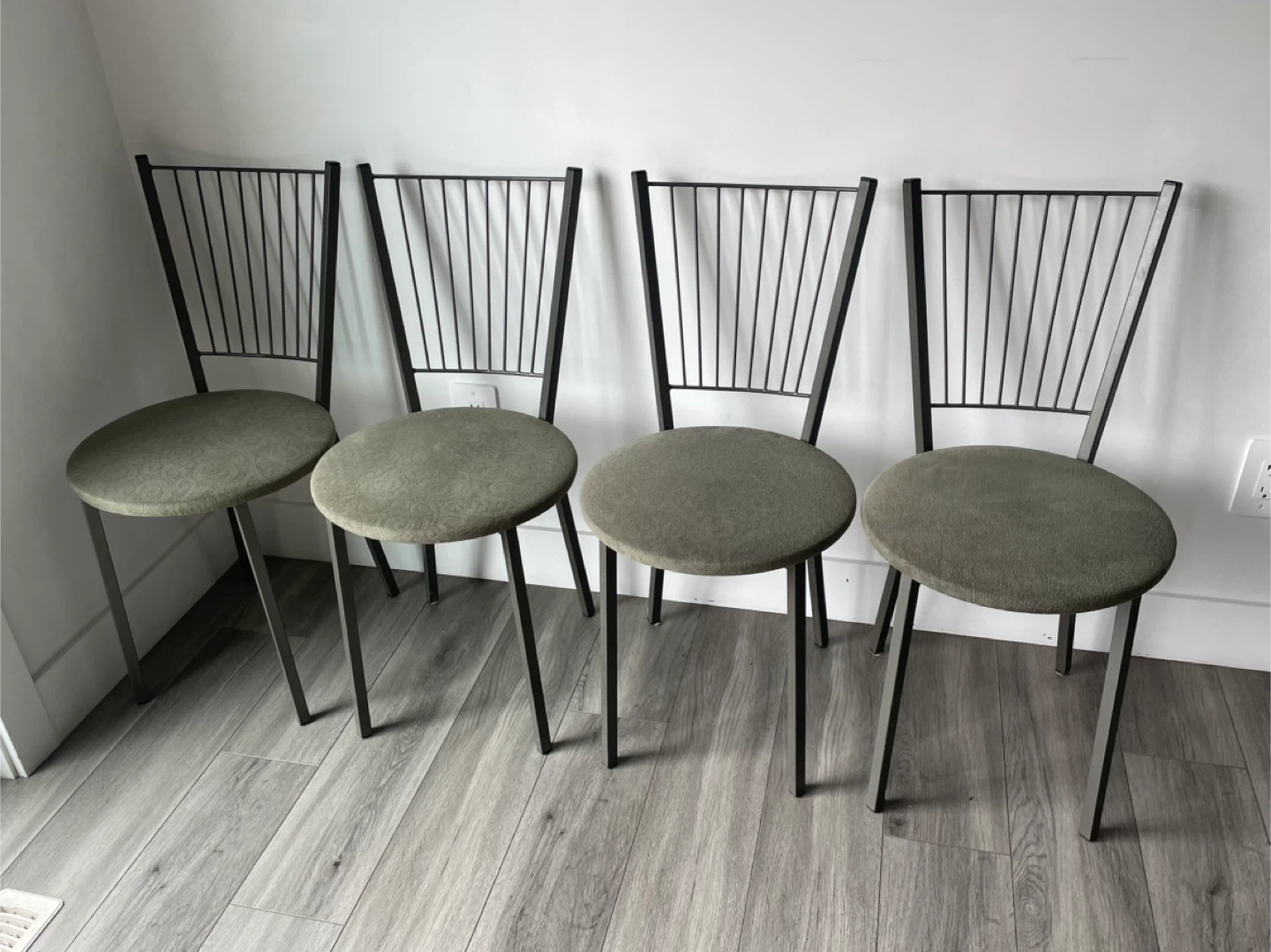 4 Metal Dining Chairs - photo 5