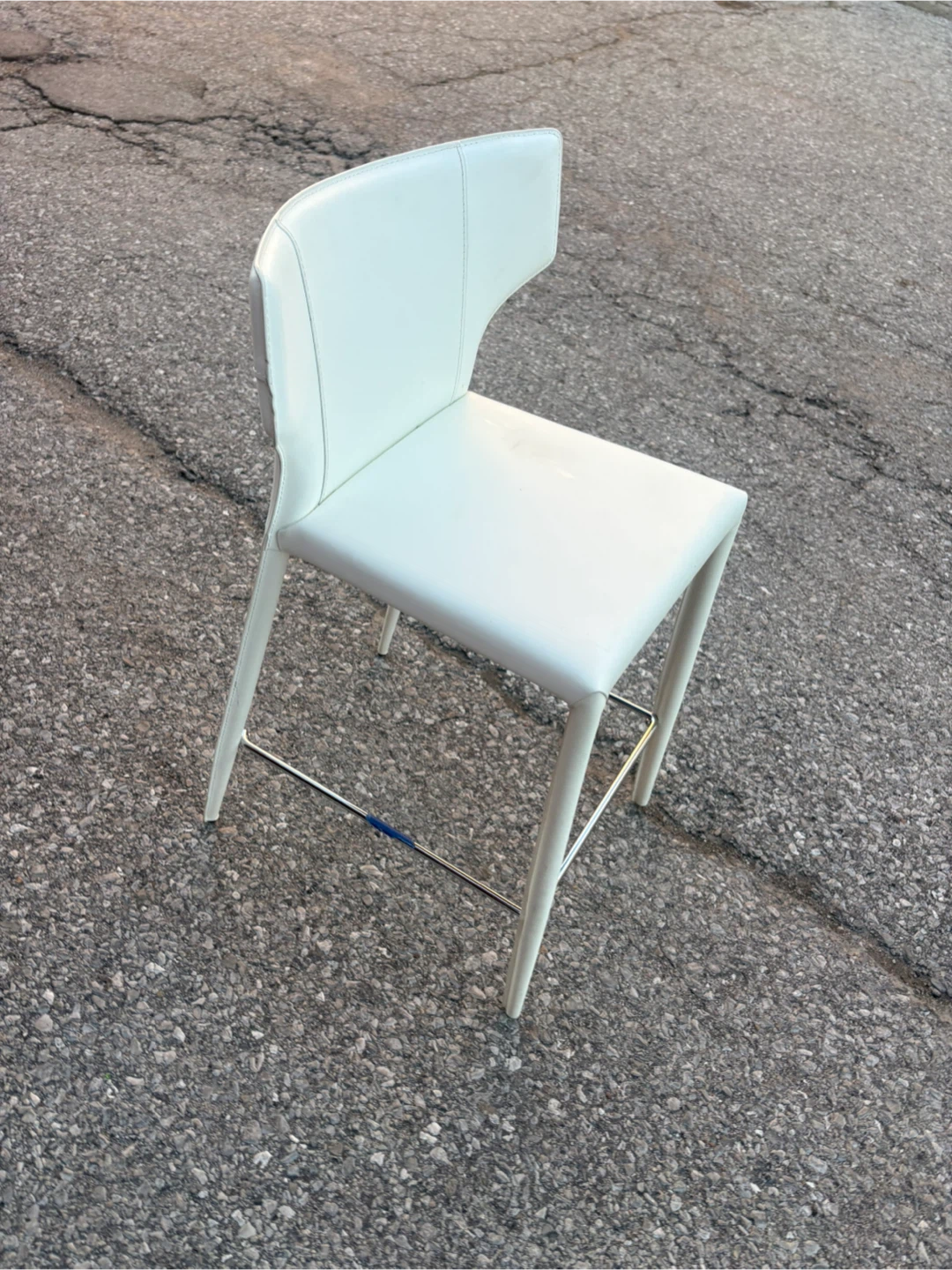 Free delivery used White Bar Stool - photo 5