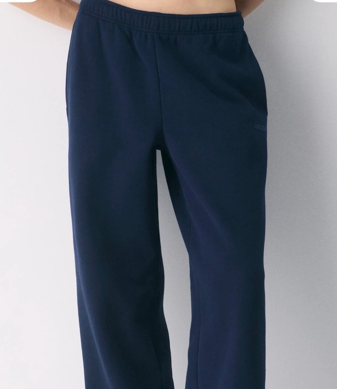 Aritzia Cozy Sweatfleece Mega Straight - photo 3