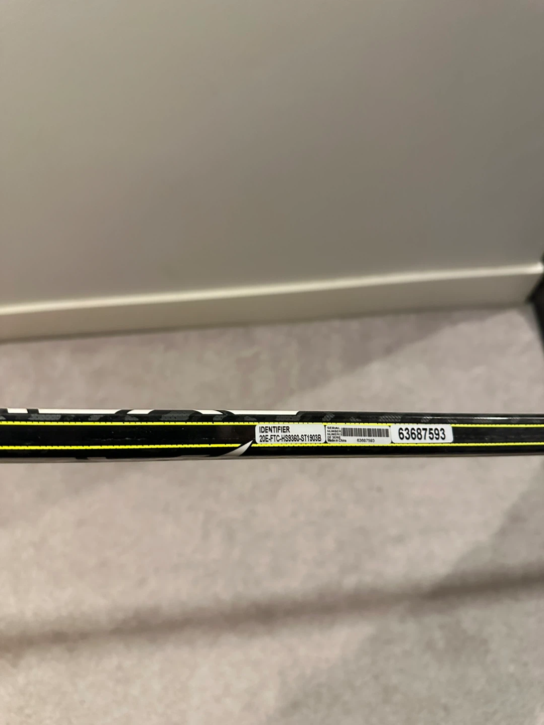 CCM Super Tacks 9360 Hockey Stick – Right Hand - photo 4
