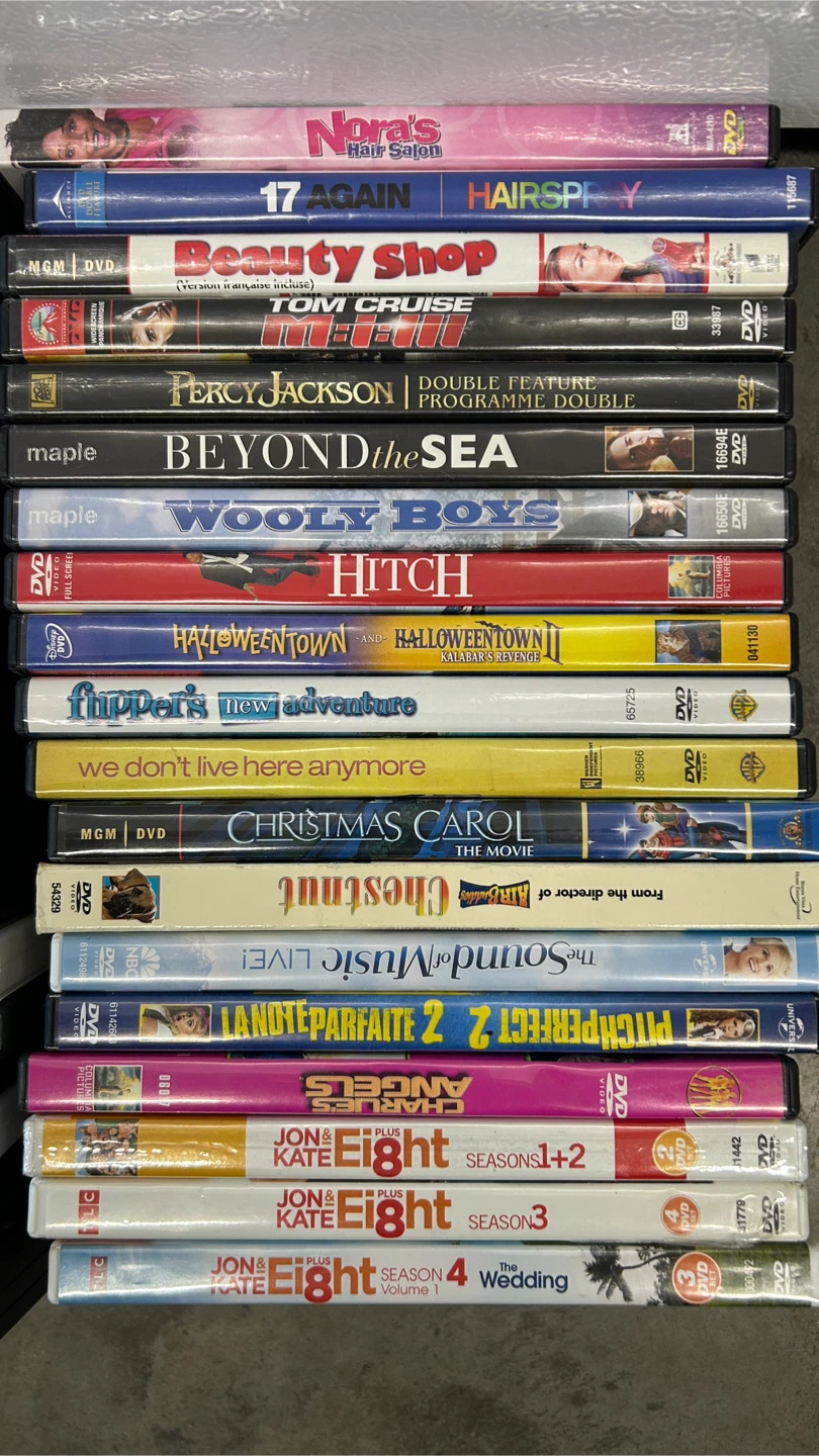 Collection of 39 DVDs - photo 2
