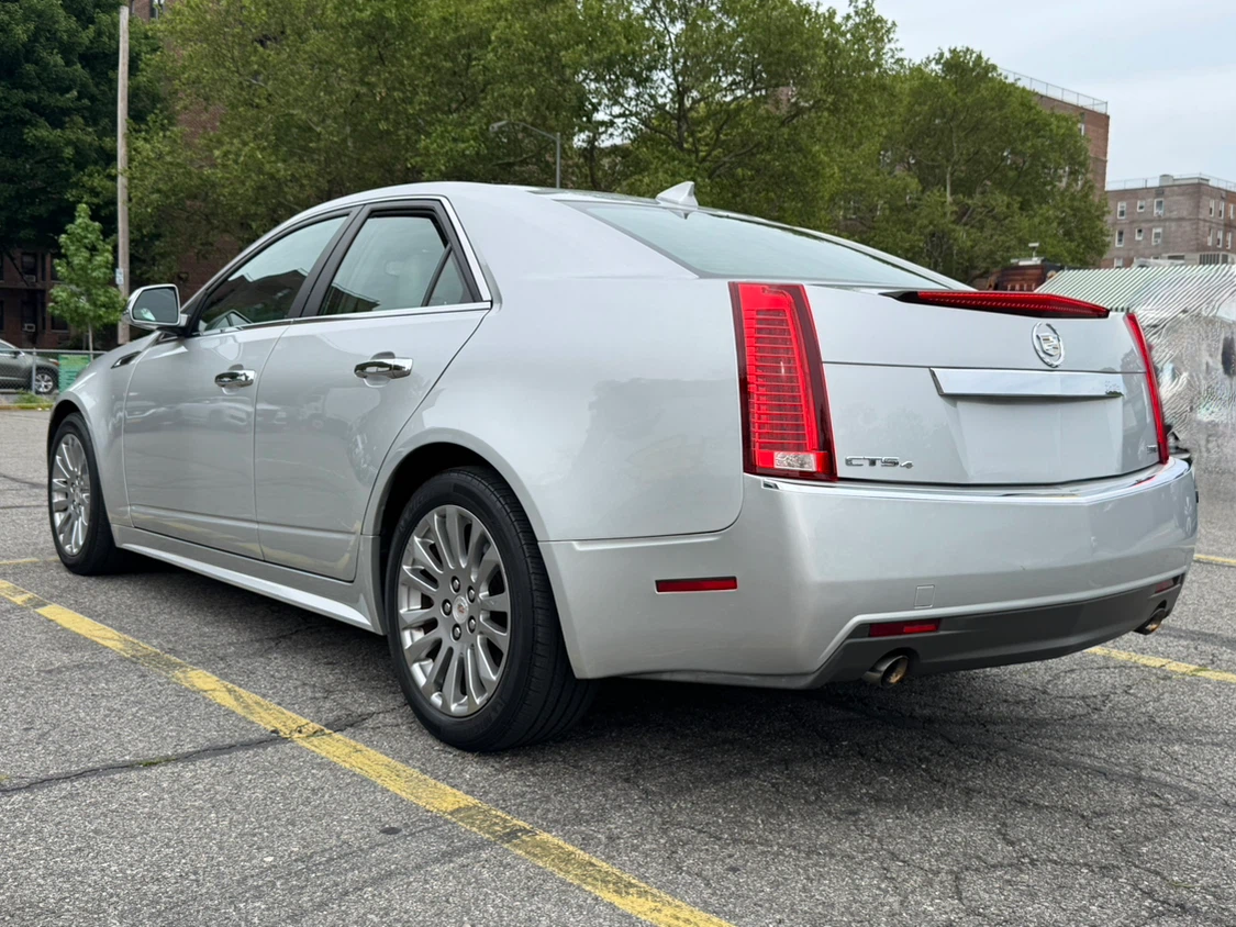 Silver 13 Cadillac CTS 4 3.6L V6 Lux Sedan - photo 4