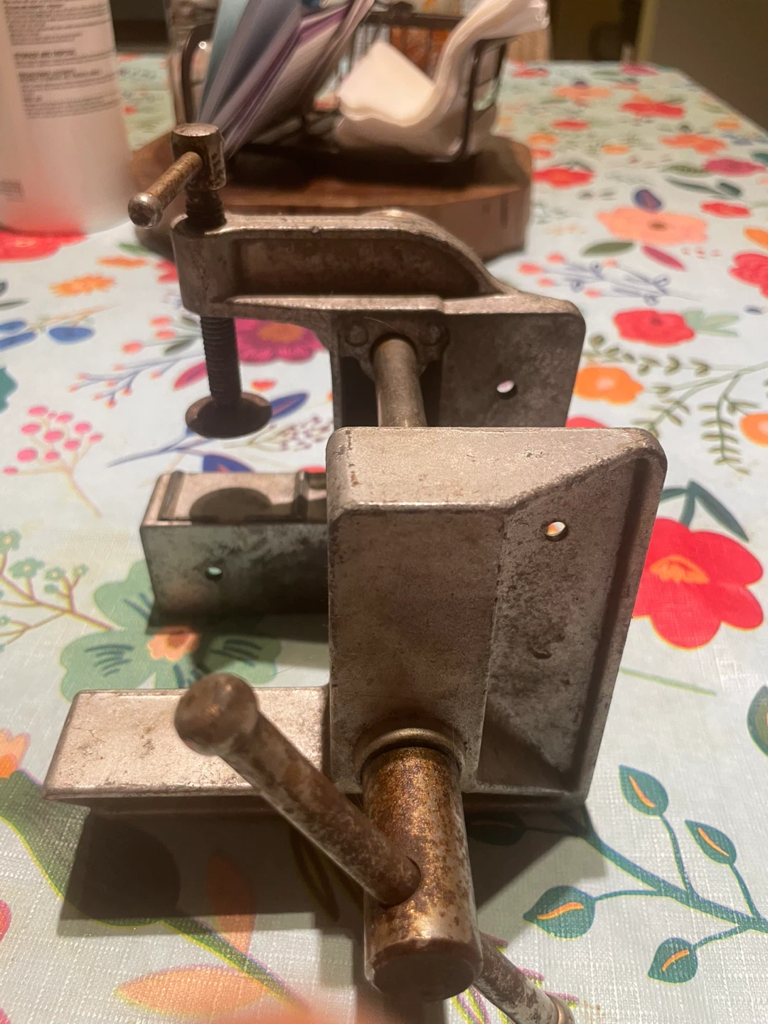 Vintage Metal Bench Vise Clamp - photo 3
