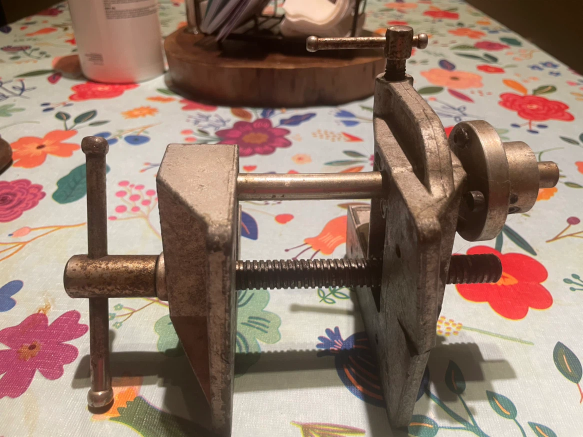 Vintage Metal Bench Vise Clamp - photo 5