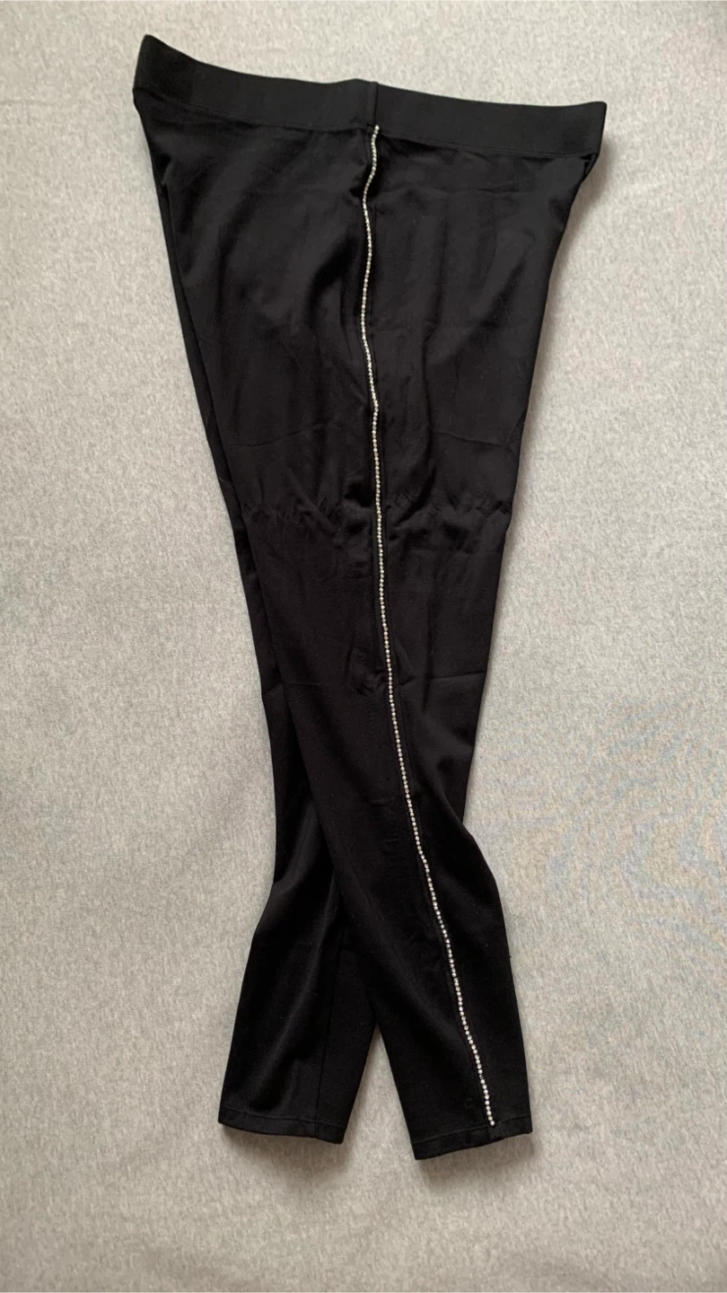 Penningtons Leggings with Rhinestone Trim - Size 1X