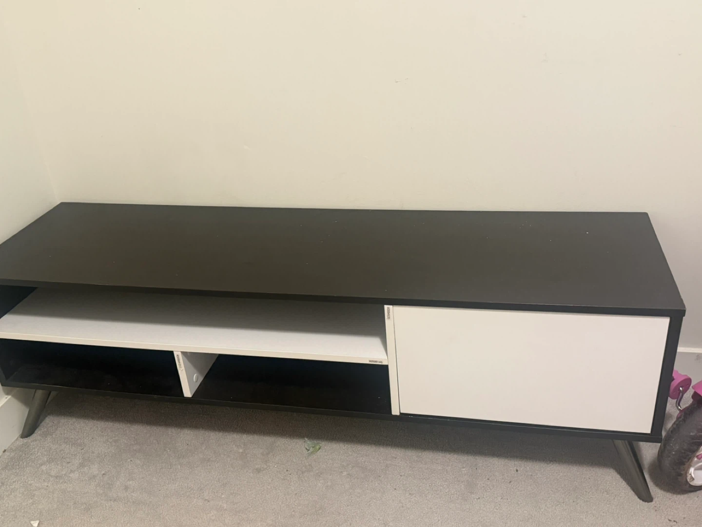 MOVING SALE ‼️TV Stand Media Console - photo 2