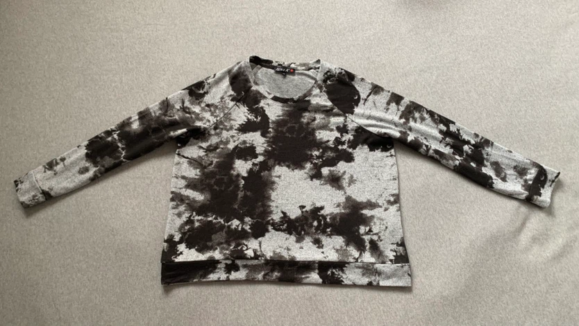 Nina K Tie-Dye Long Sleeve Lightweight Sweater - Size Large