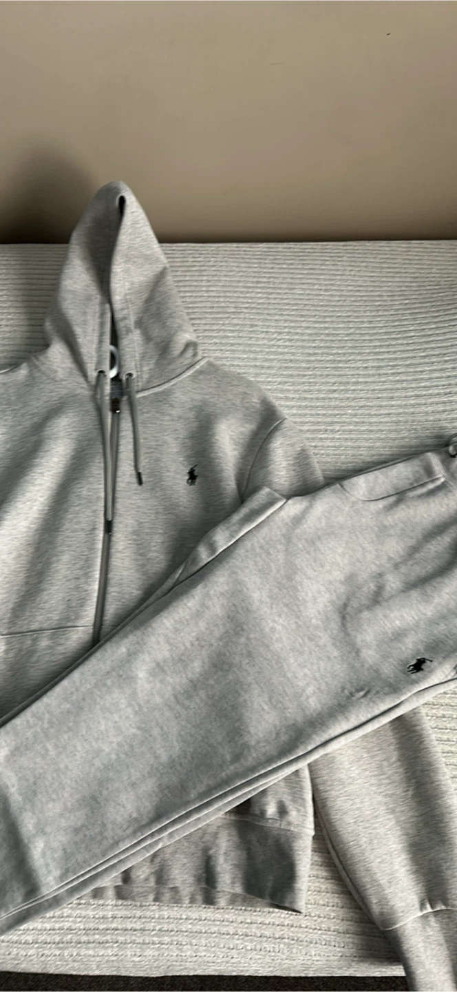 Polo Ralph Lauren Grey Tracksuit Set - Hoodie & Sweatpants