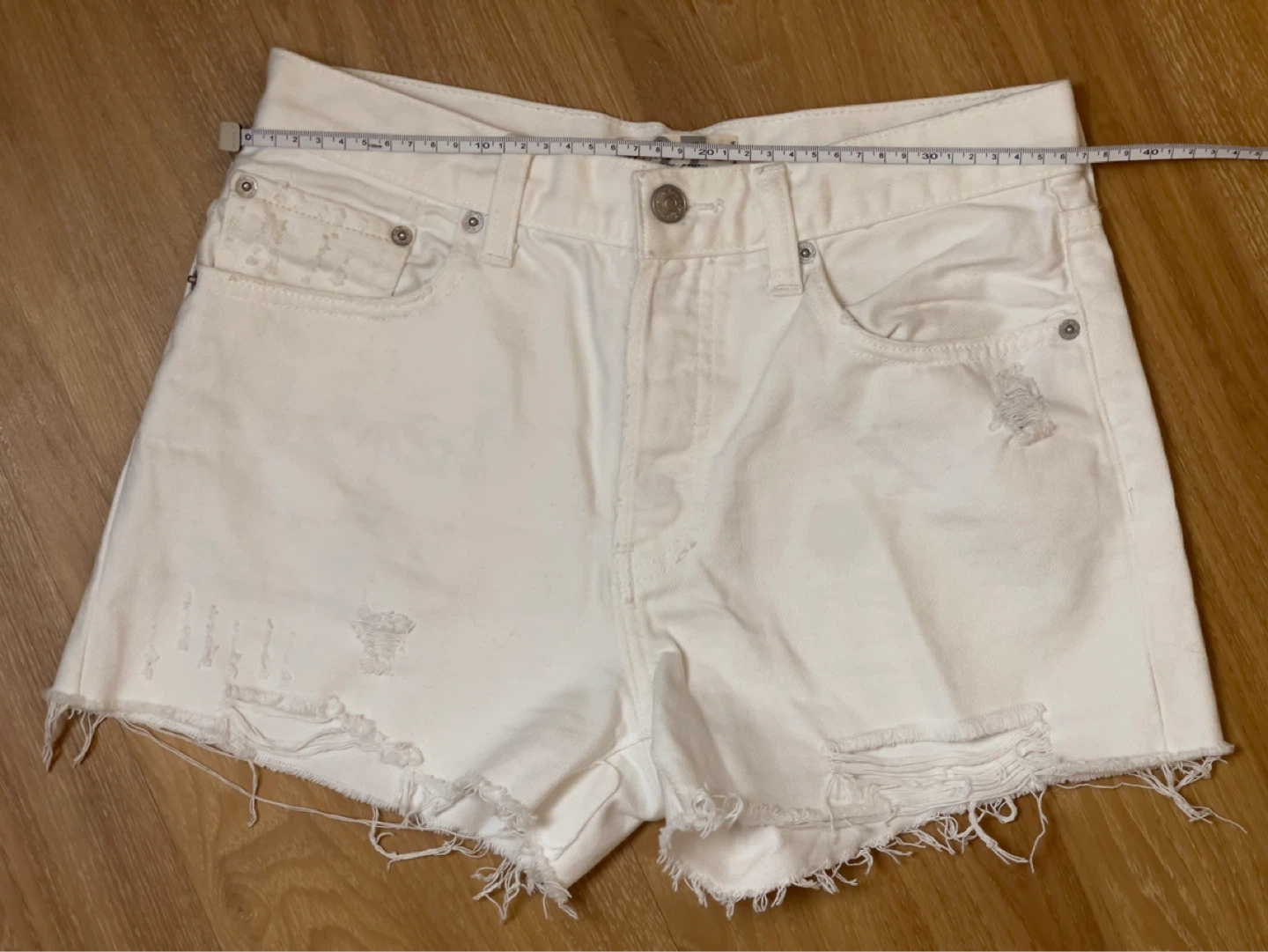 White Distressed Denim Shorts - photo 2