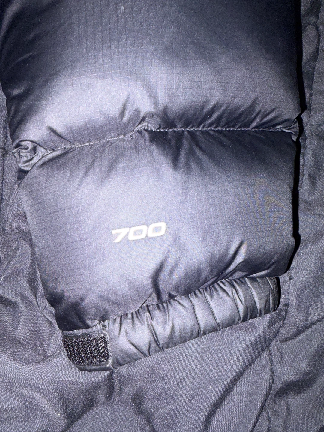 The North Face 700 Puffer Jacket - Black - Medium - photo 2