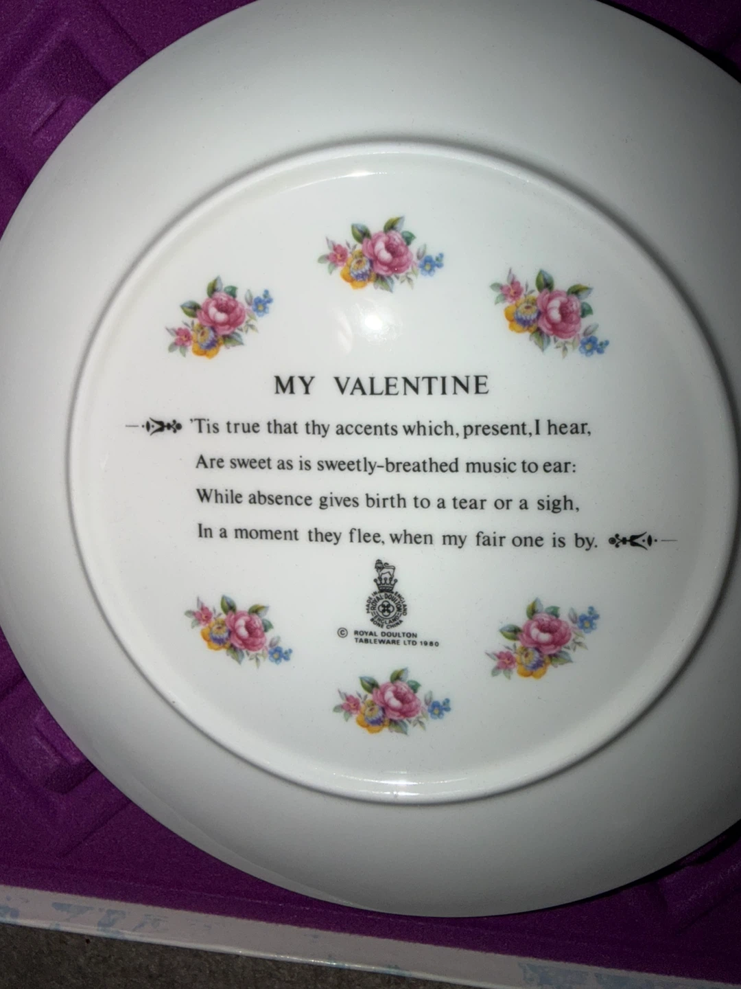 Royal Doulton "My Valentine" 1981 Collector's Plate - photo 3