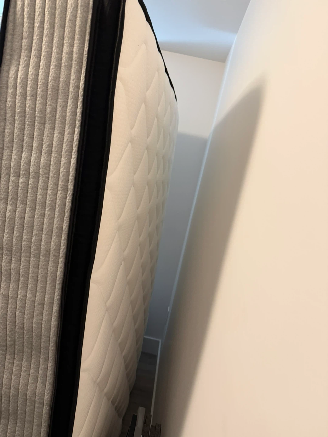 Queen Mattress and frame - photo 3