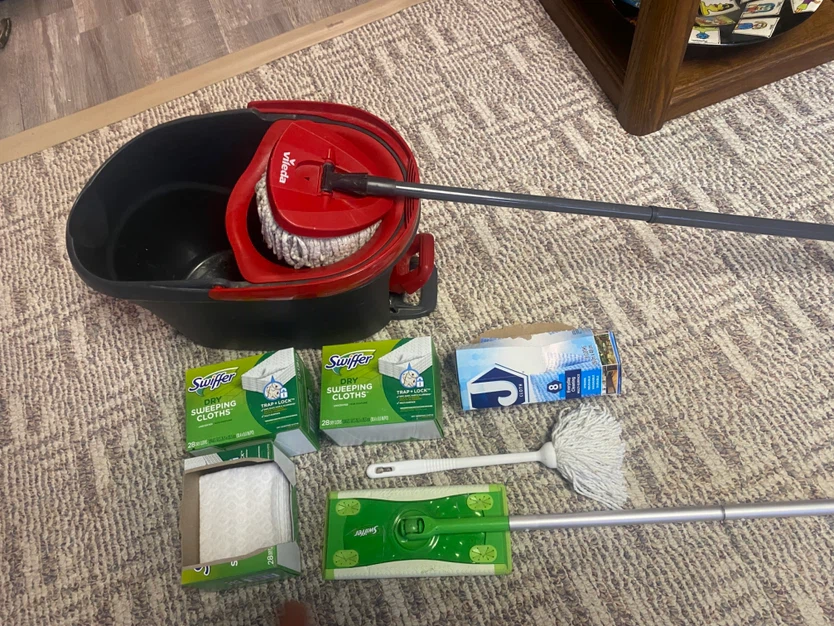 Vileda Mop and Swiffer Sweeping Cloths Bundle