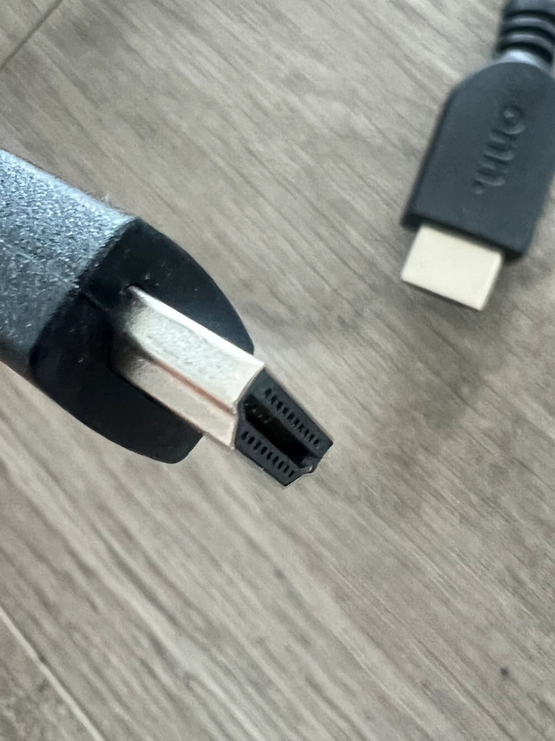 Onn. High Speed HDMI Cable with Ethernet - photo 4