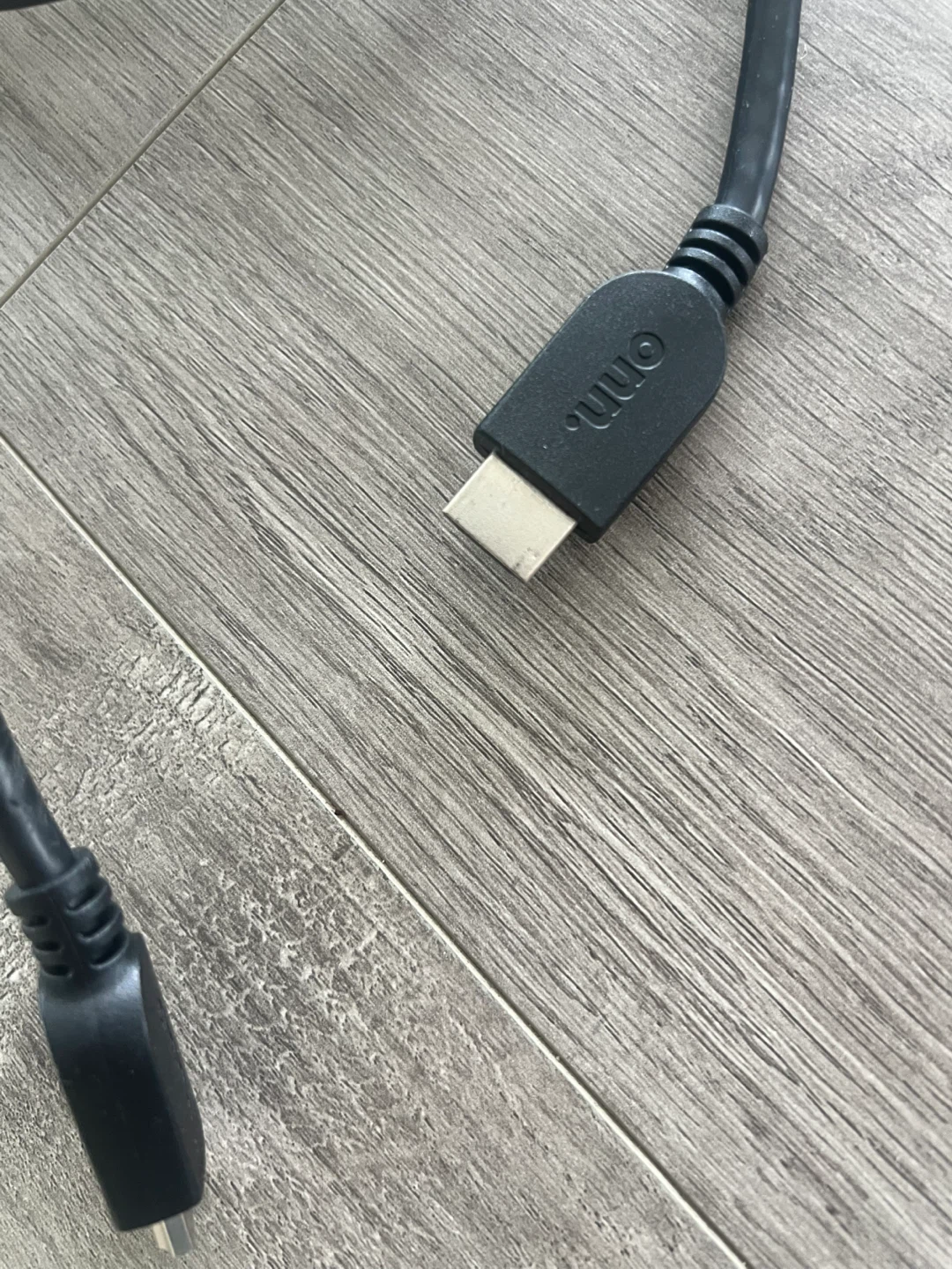 Onn. High Speed HDMI Cable with Ethernet - photo 2