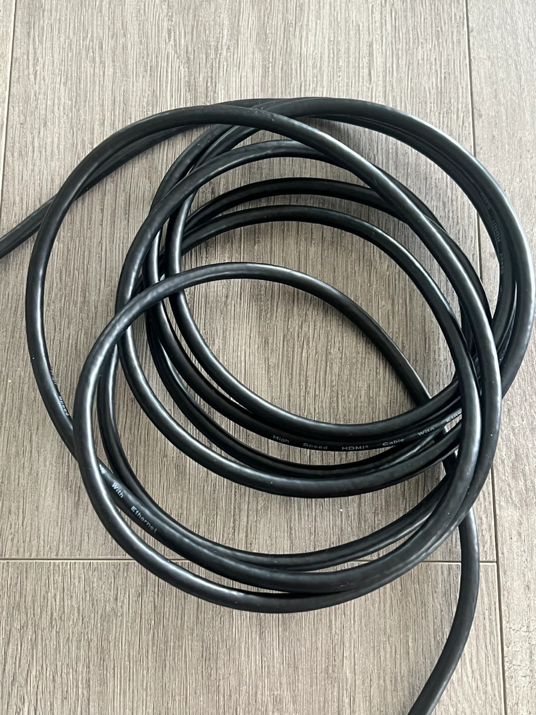 Onn. High Speed HDMI Cable with Ethernet - photo 5