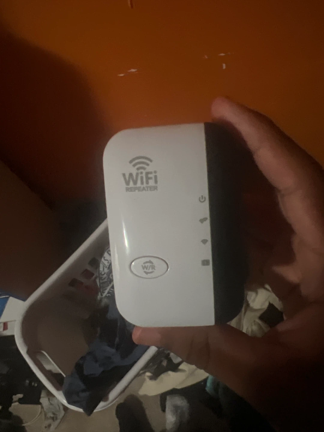White WiFi Repeater Range Extender