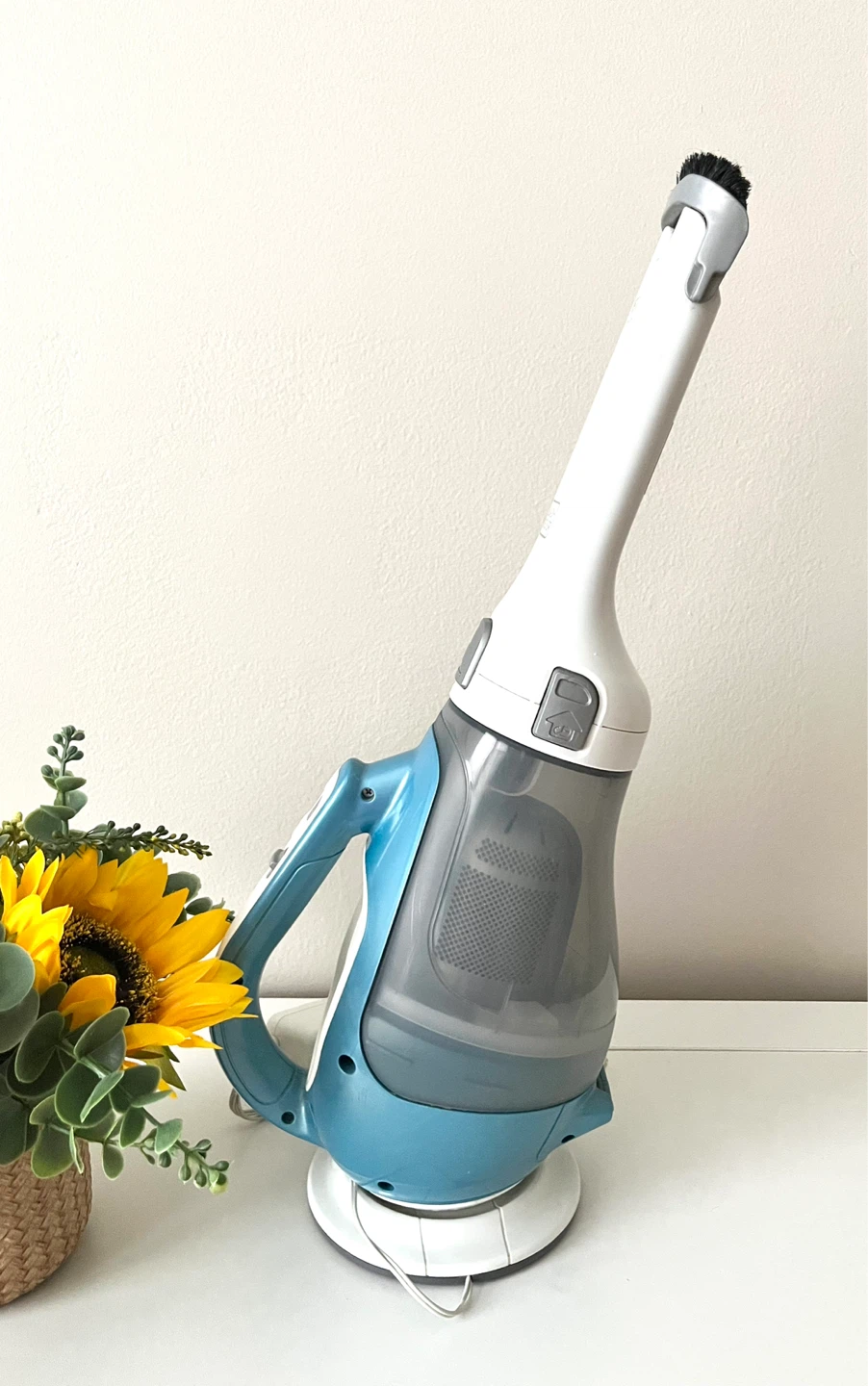 Black+Decker handheld vacuum, cordless. - photo 4