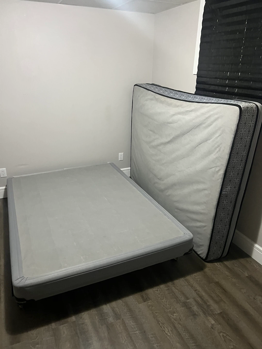 Queen bed