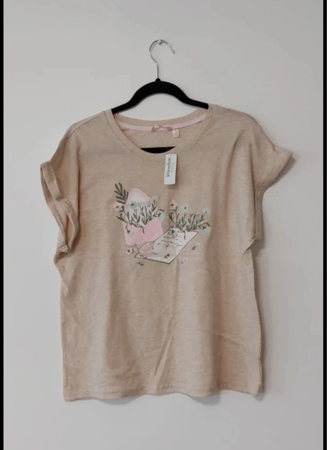 Brand new La Vie en Rose T-Shirt with tag