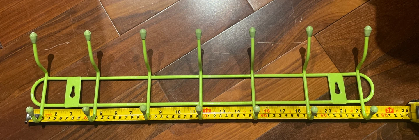 8 Hook Wall Mounted Coat Rack - Green