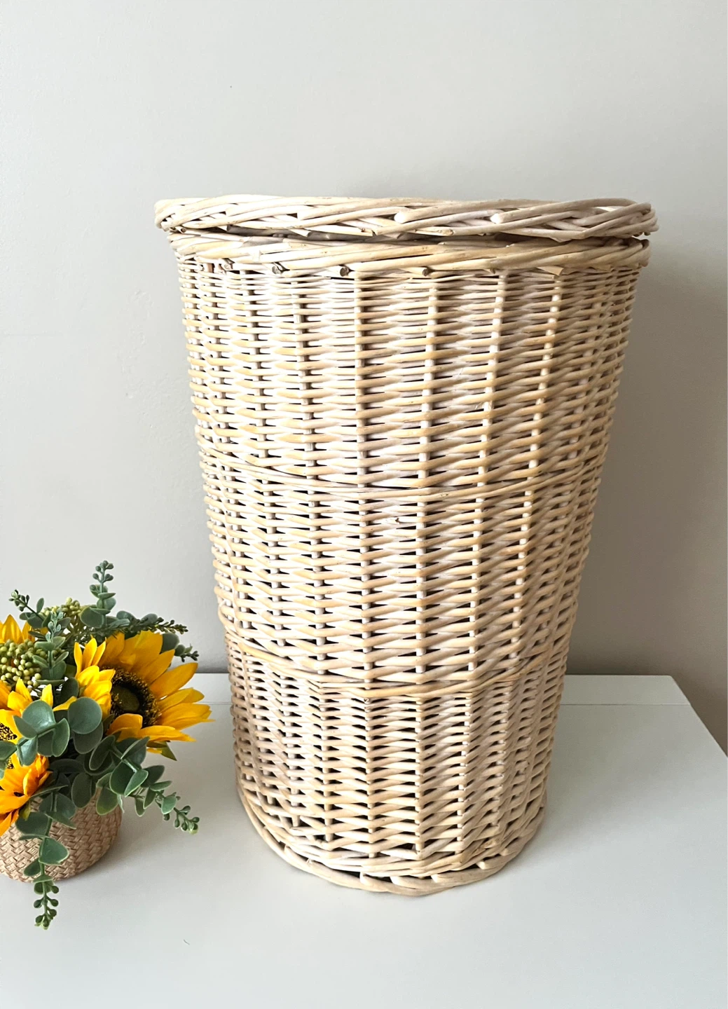 Wicker Laundry Hamper with Lid