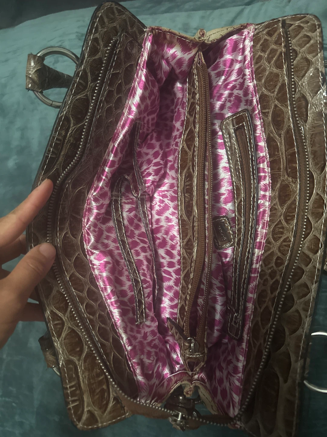 Guess Monogram Satchel Handbag - photo 2