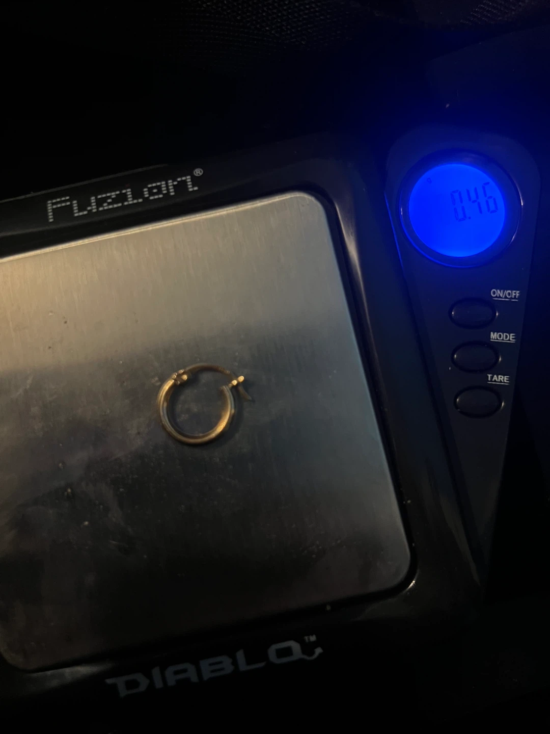 10k gold hoop earring (single) - photo 4