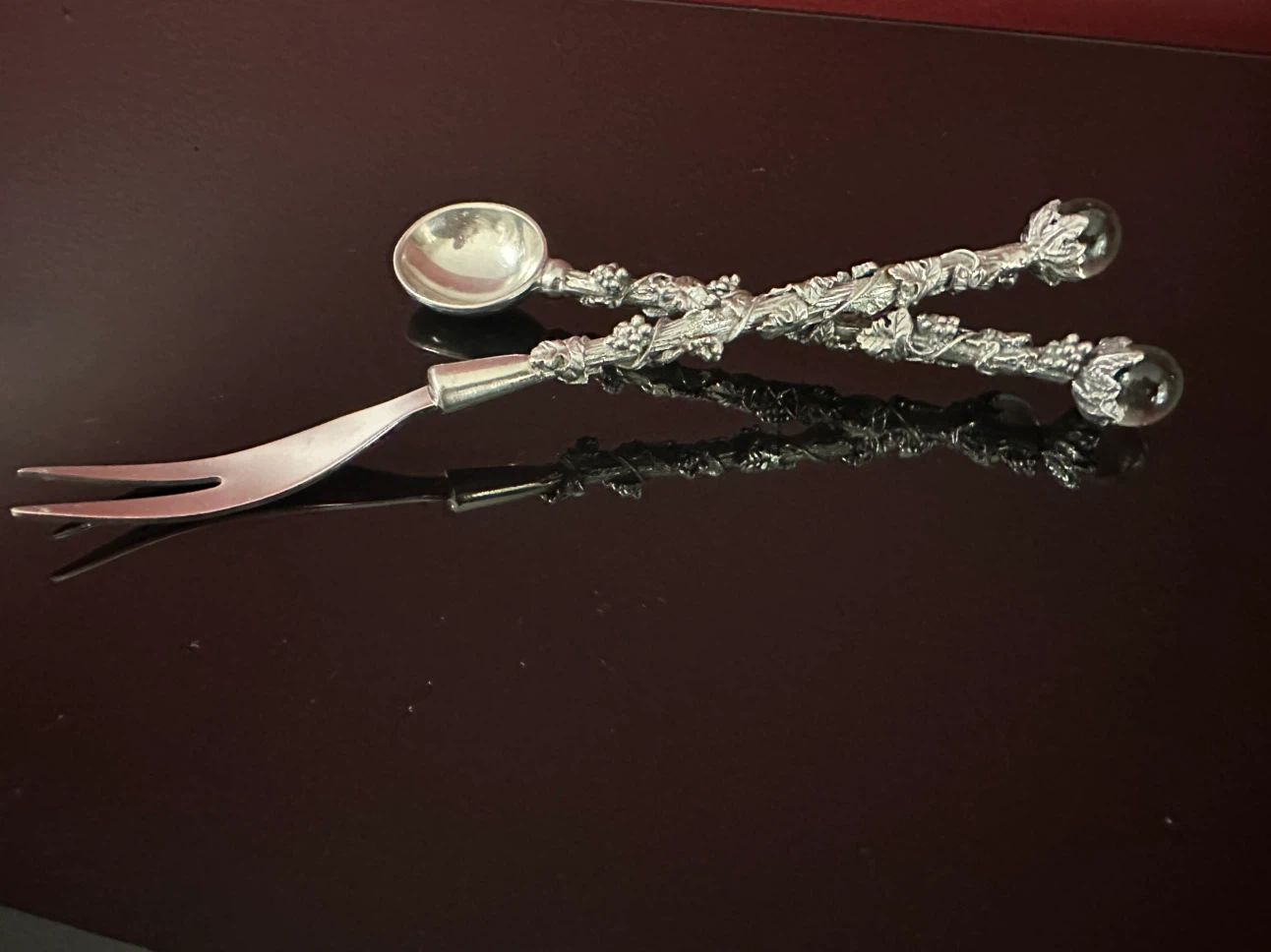A set of 2 Vintage Ornate Silver Fork and Spoon