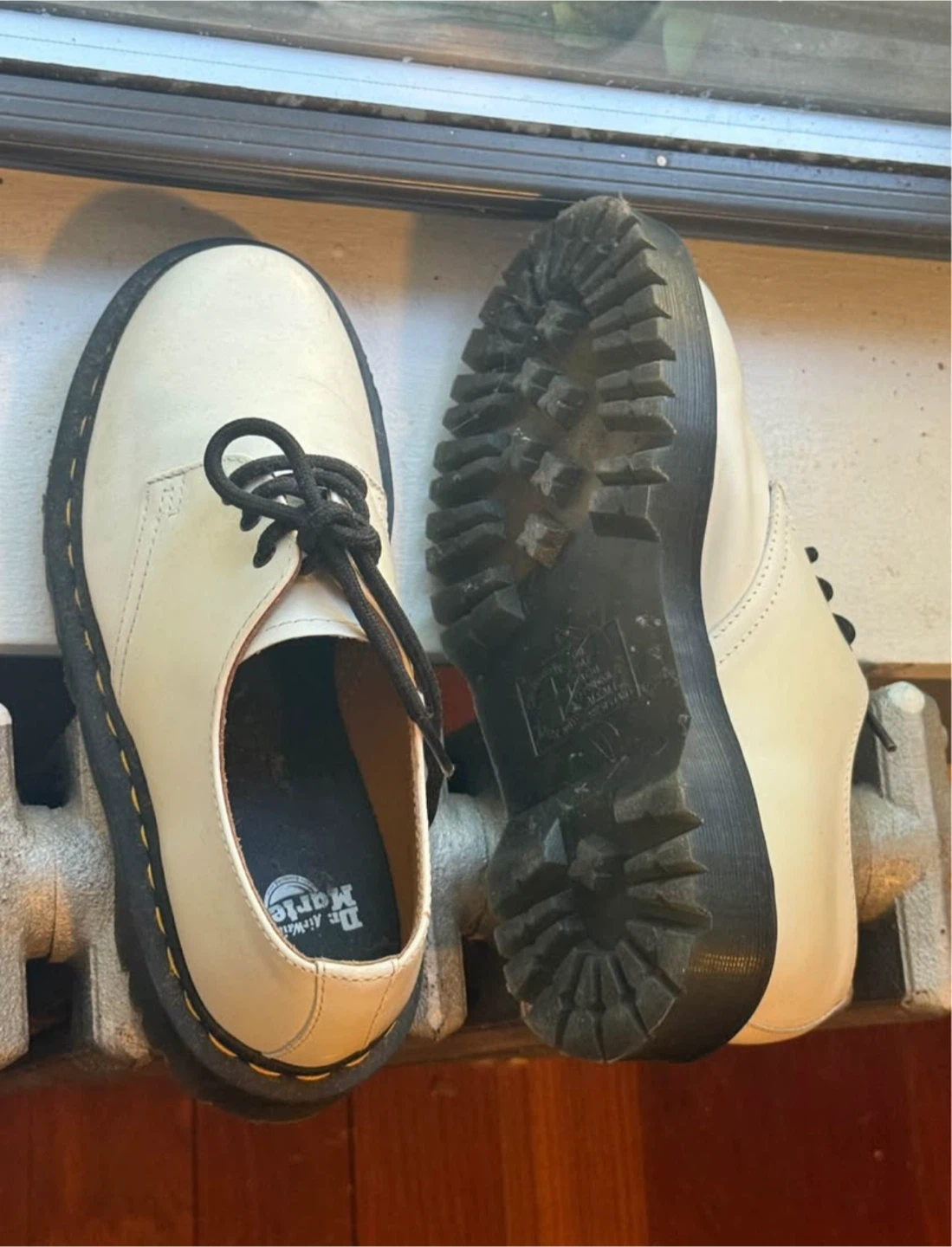 Dr. Martens 8053 Smooth Leather Platform Shoes Off White - photo 4