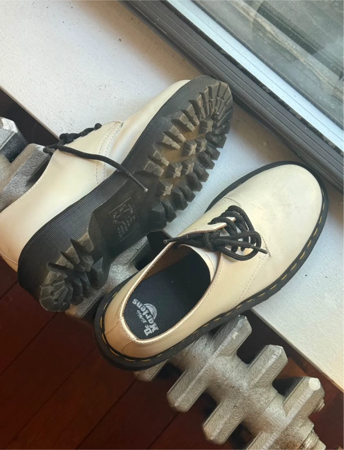 Dr. Martens 8053 Smooth Leather Platform Shoes Off White - photo 5