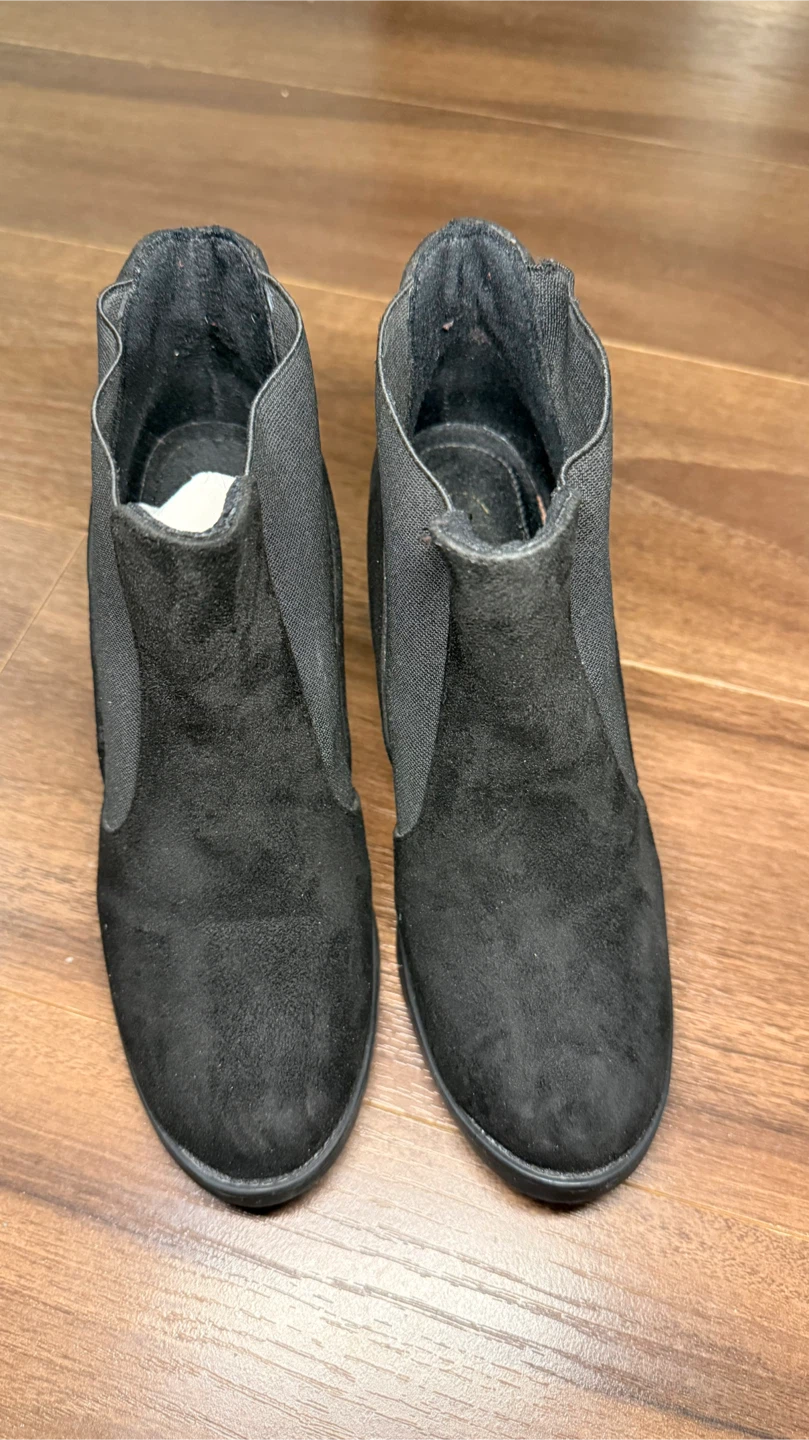Catwalk Black Suede Ankle Boots | Size 40 - photo 2