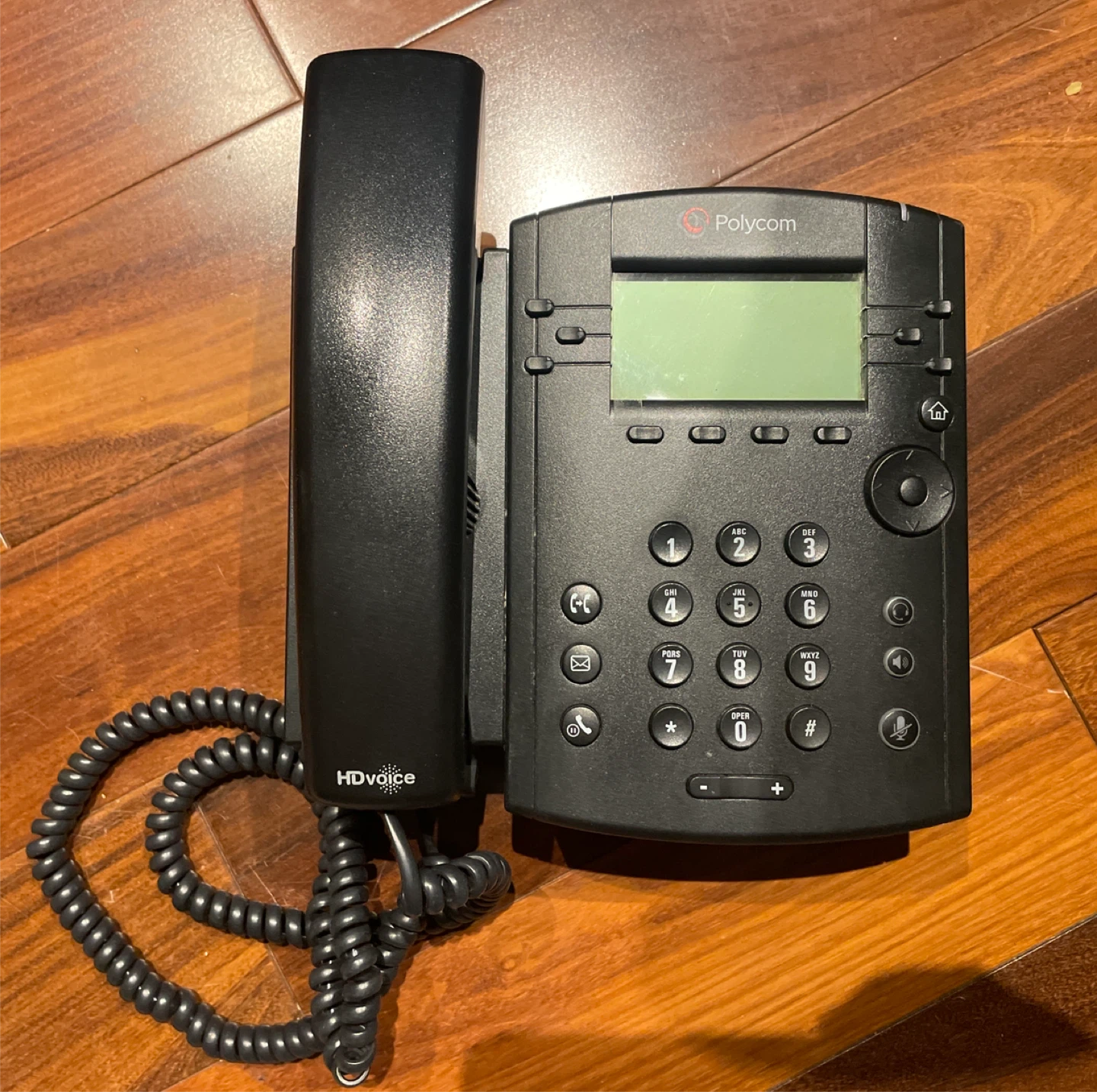 Polycom VVX 400 IP Phone