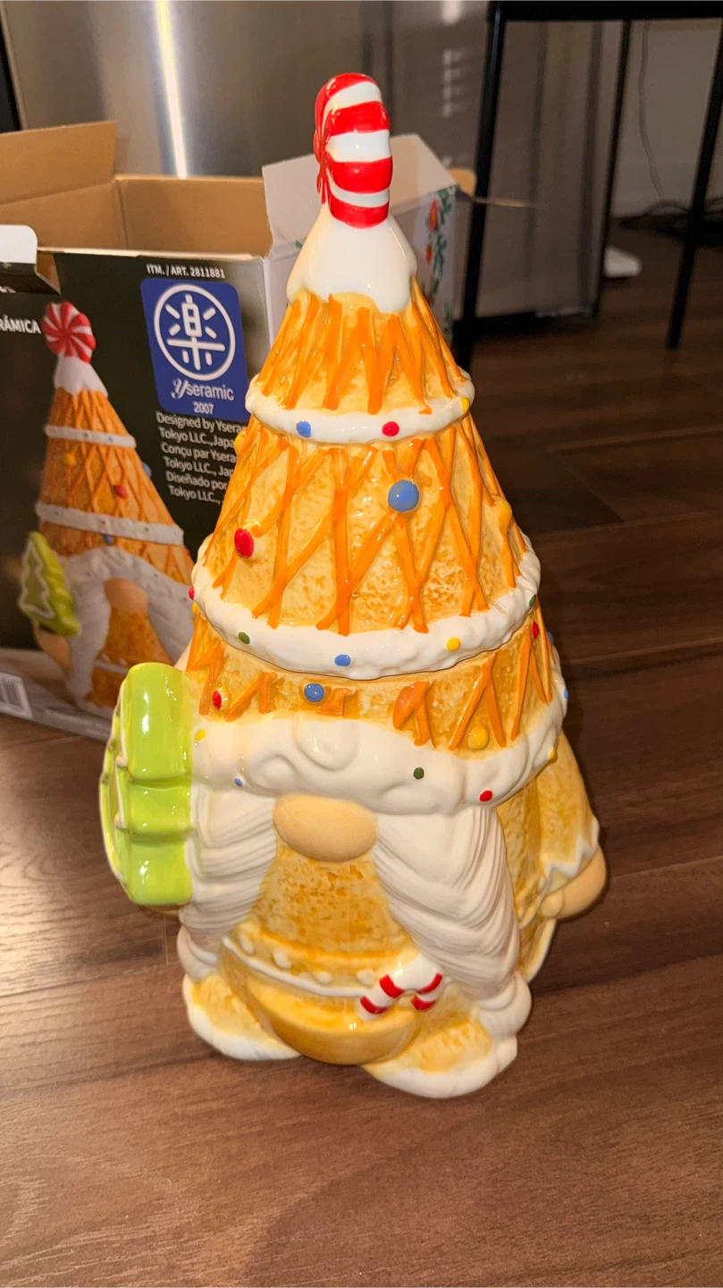Yseramic Gnome Ceramic Cookie Jar - photo 2