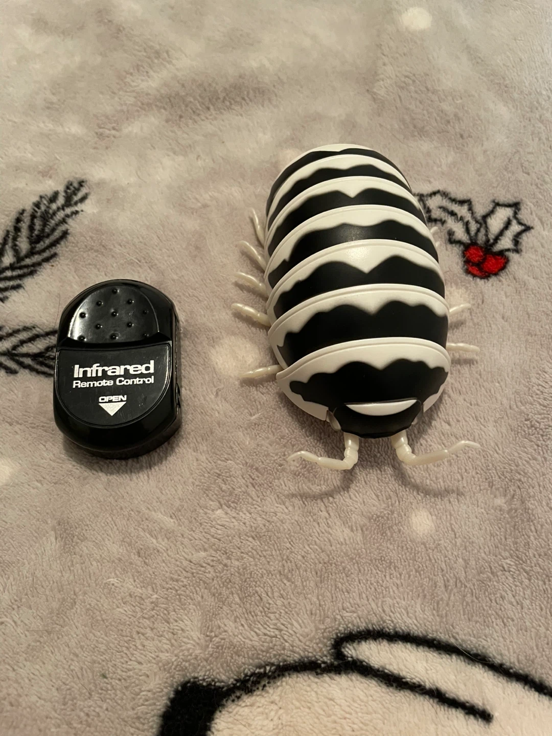 Remote Control Bug Cat Toy