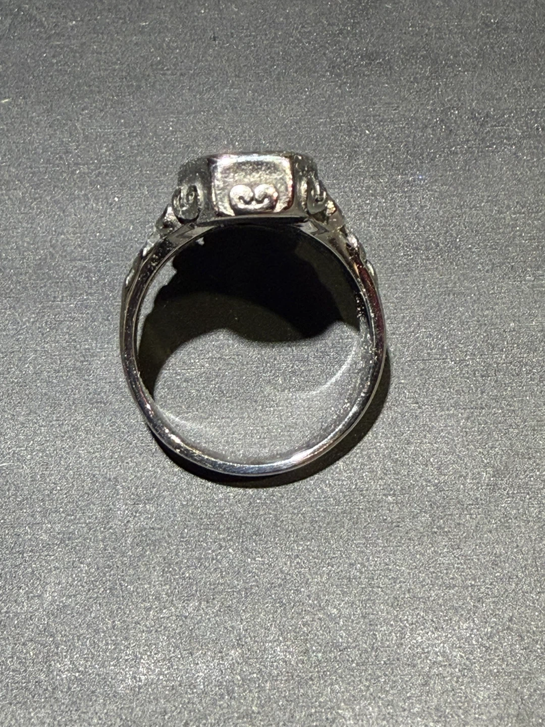 Coffin Ring with Purple Stone - photo 2