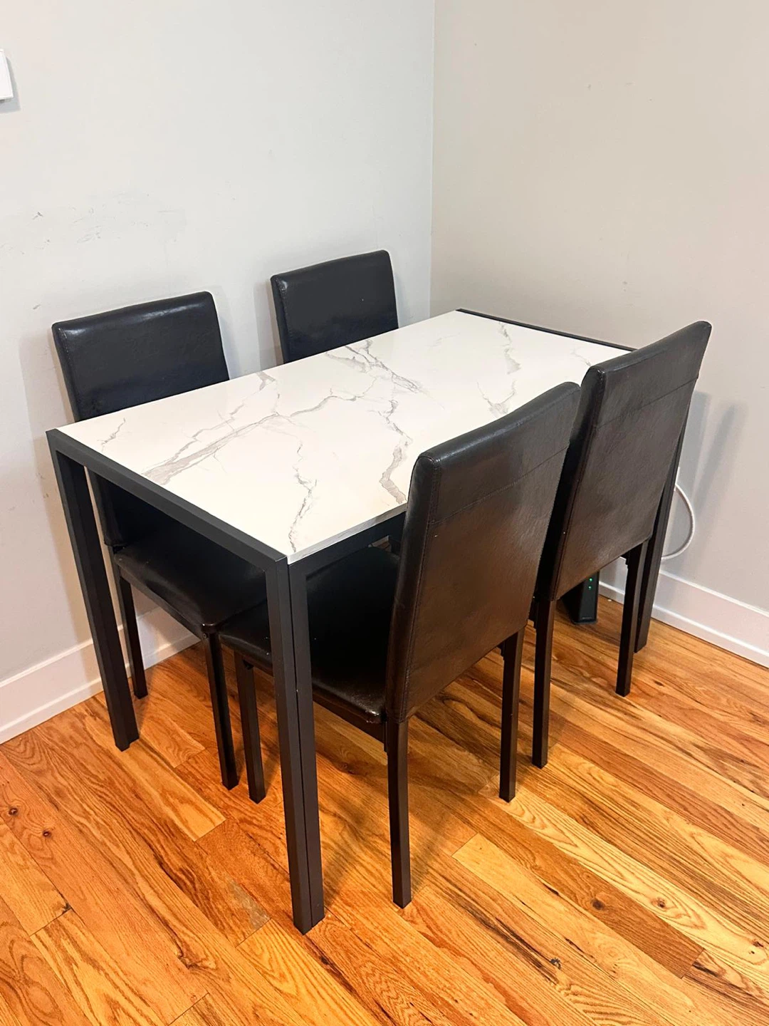 Dining Table with 4 Chairs - photo 2