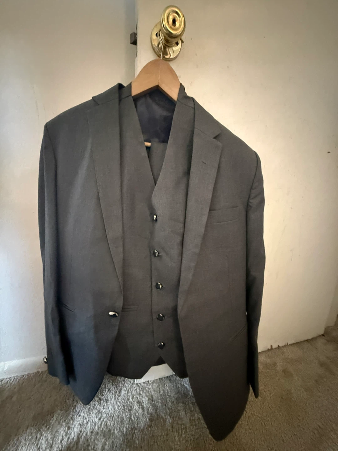 Men's Charcoal Gray 3-Piece Suit Vest & Jacket - photo 2
