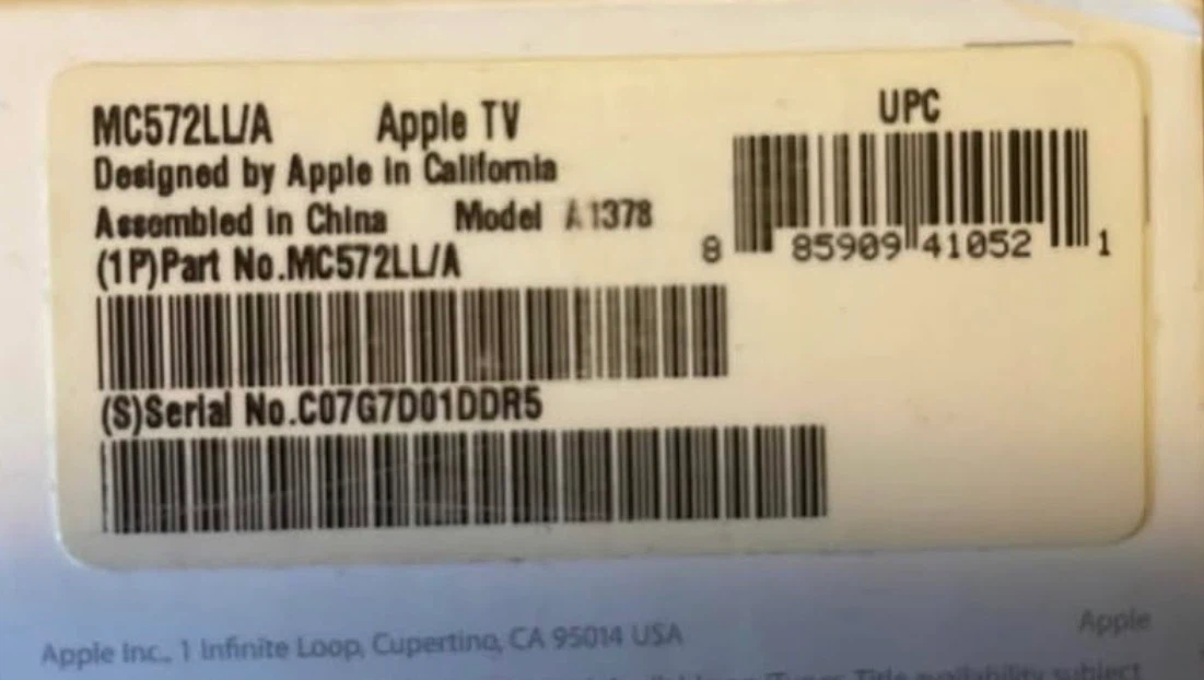 Apple TV (1st Gen) Model A1378 with Remote and Box - photo 2
