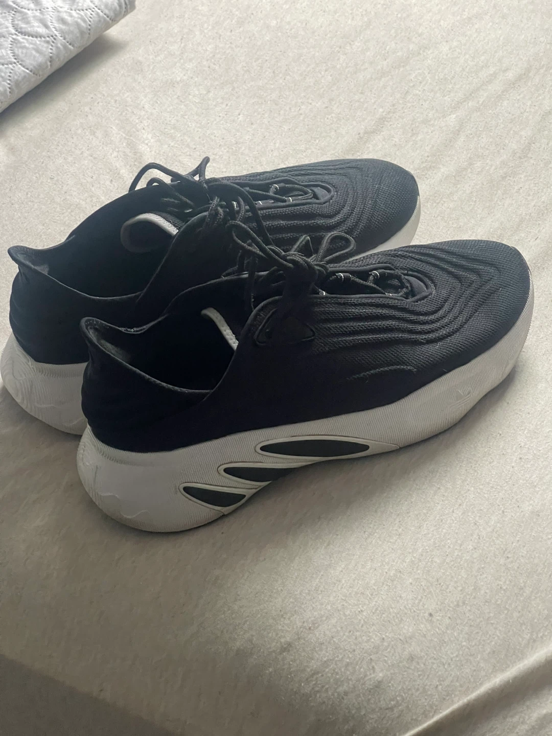 Adidas Shoes - photo 4
