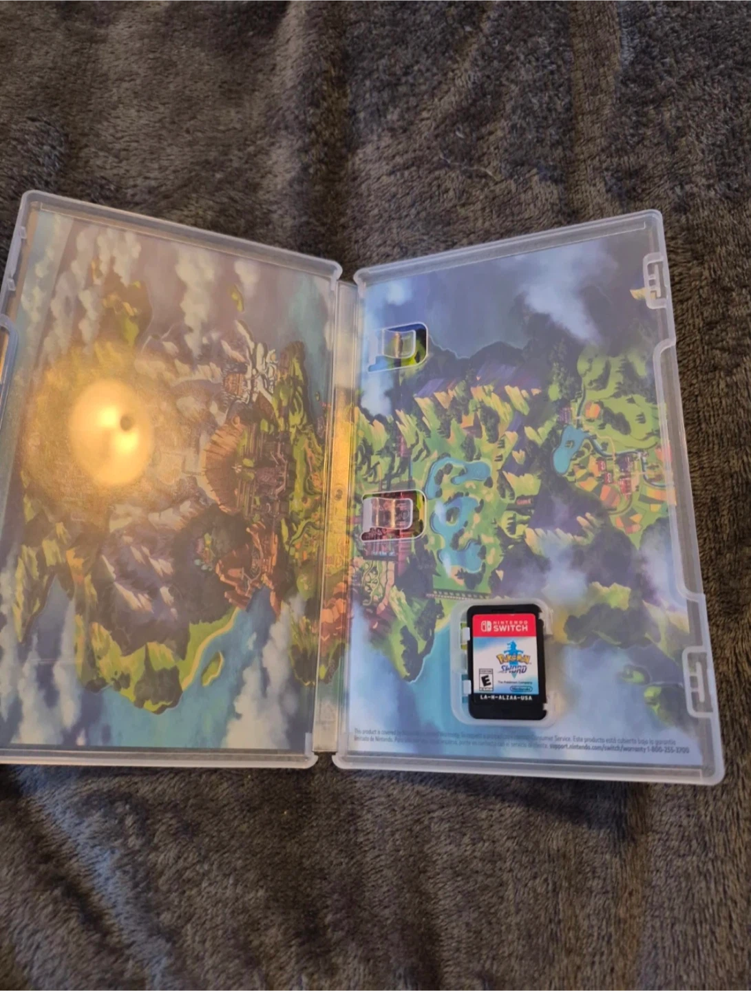 Nintendo Switch Pokemon Sword - photo 2