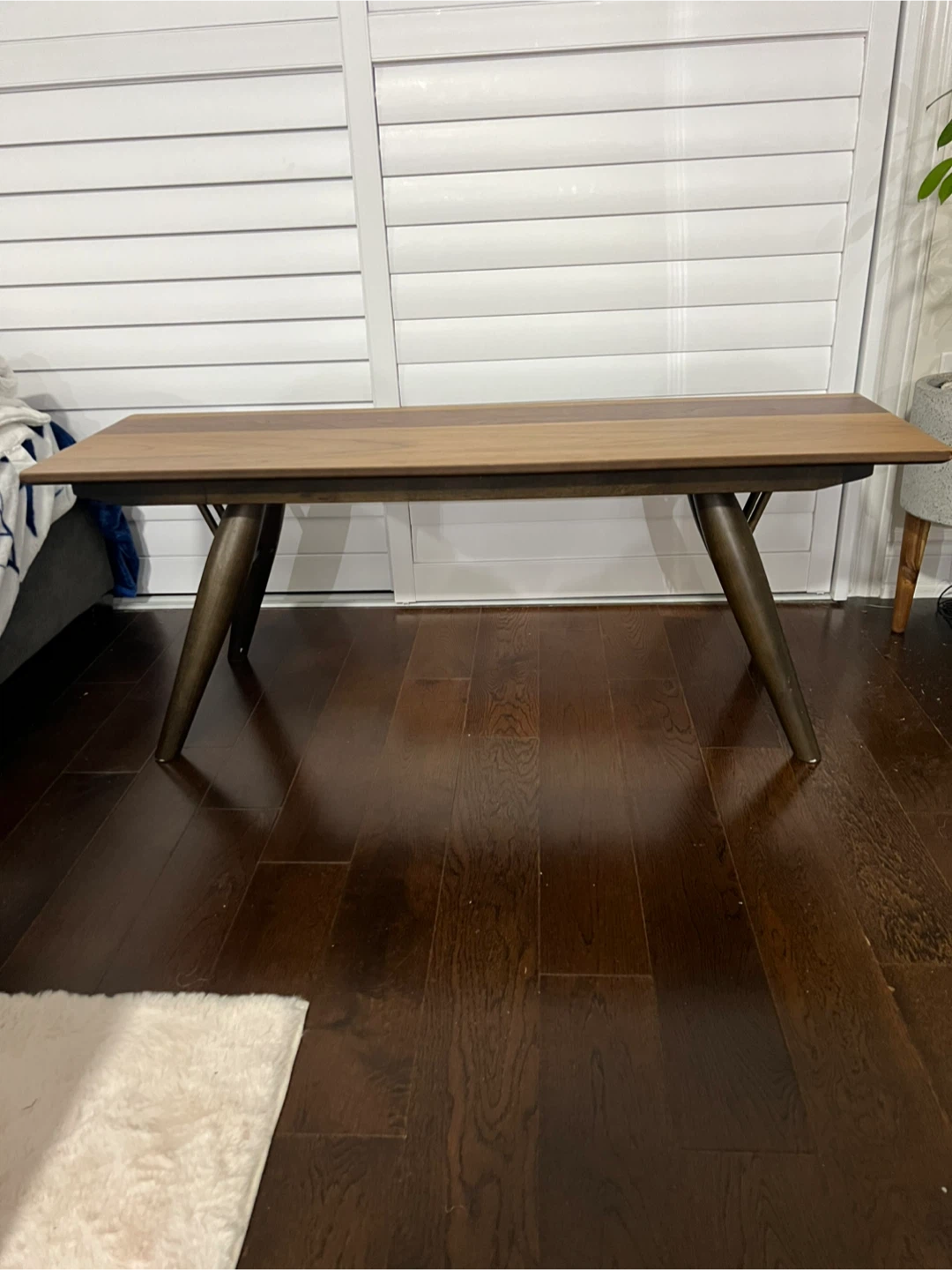 Wood Bench great for your entrance with Tapered Legs