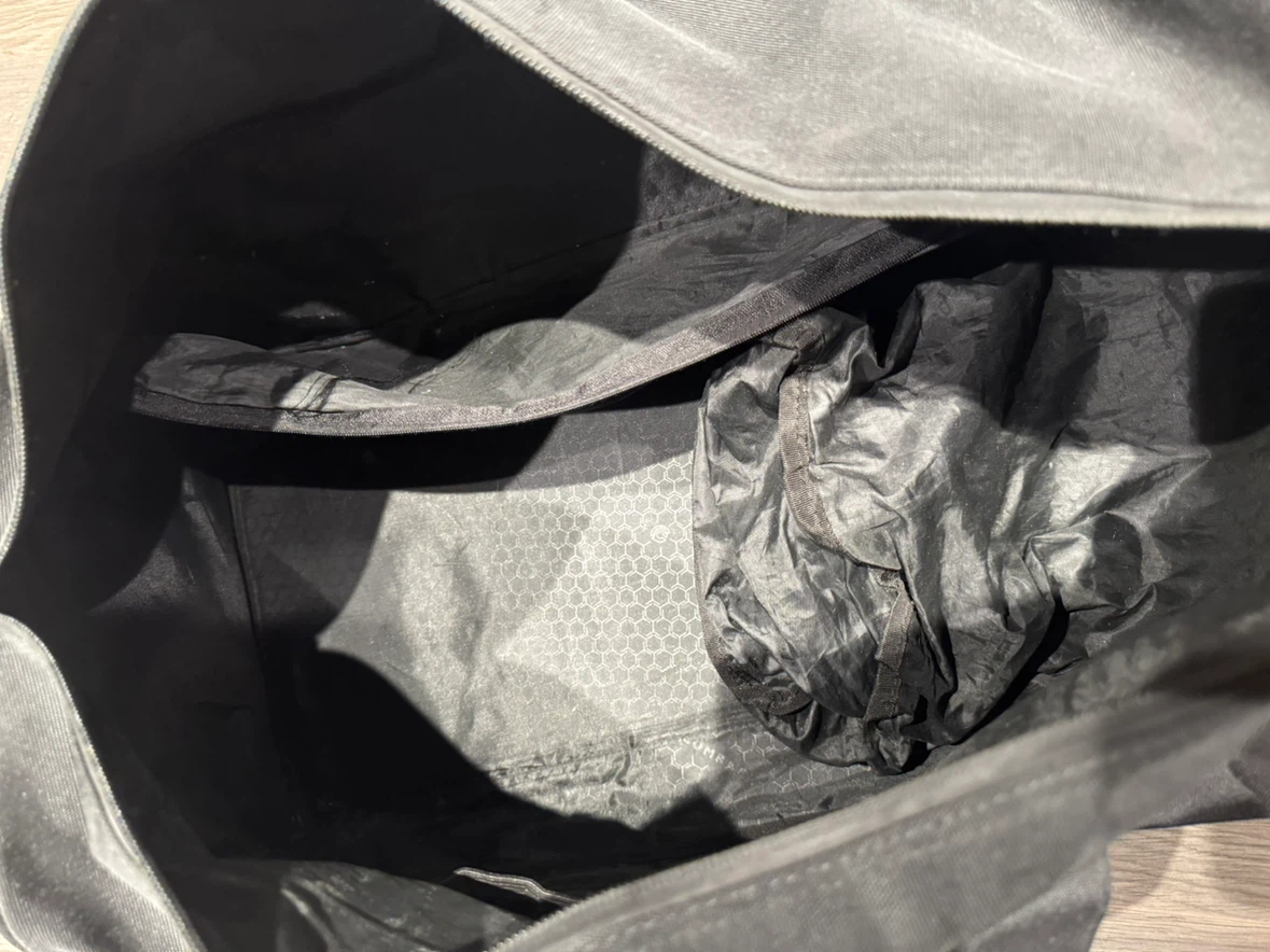 Black Canvas Duffle Gym / Travel Bag Large Capacity - photo 2