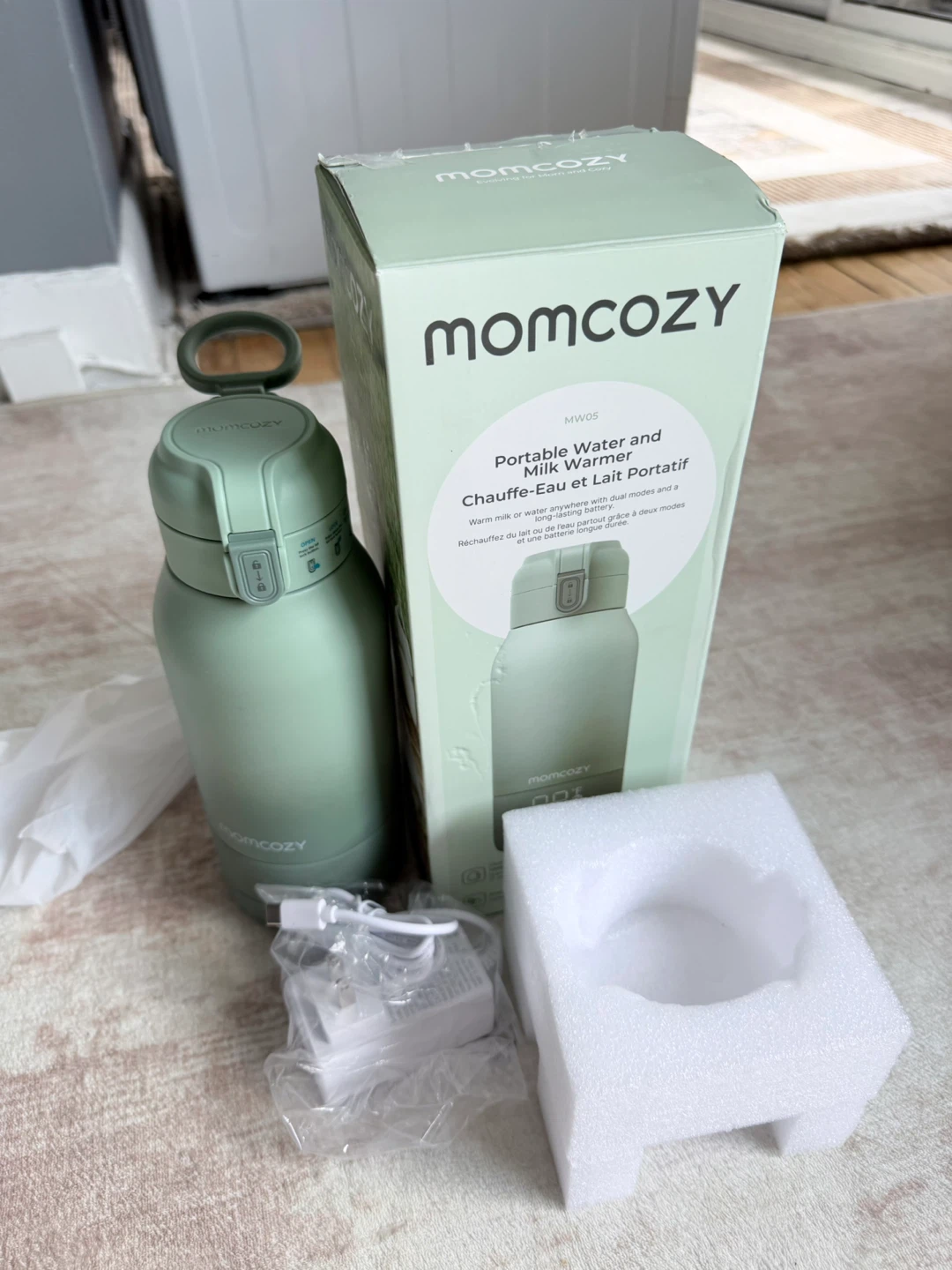 Momcozy Portable Water and Milk Warmer